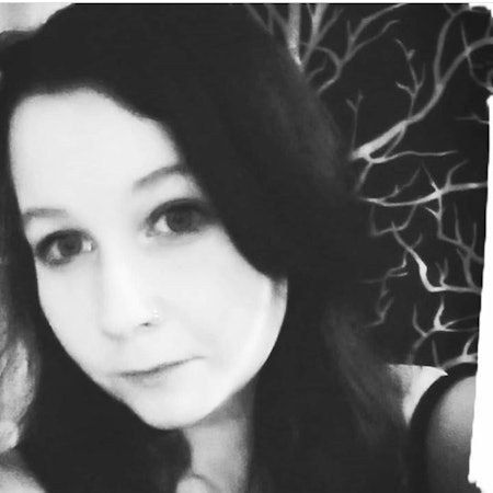 Annelie S.