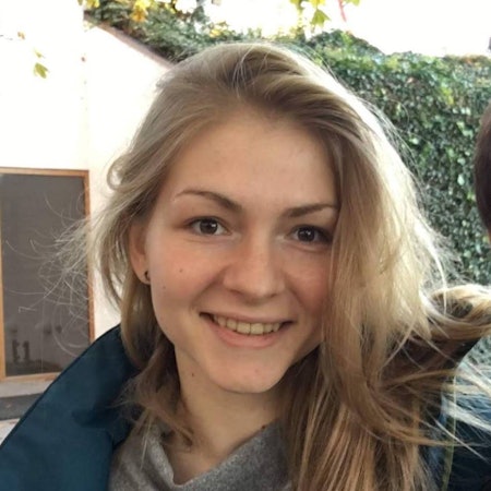 Alina B.