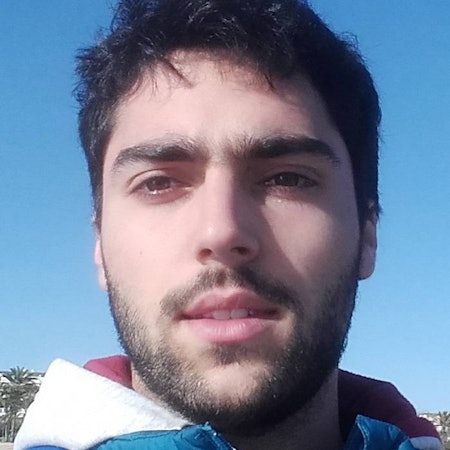 Roberto M.