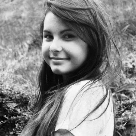 Eva F.